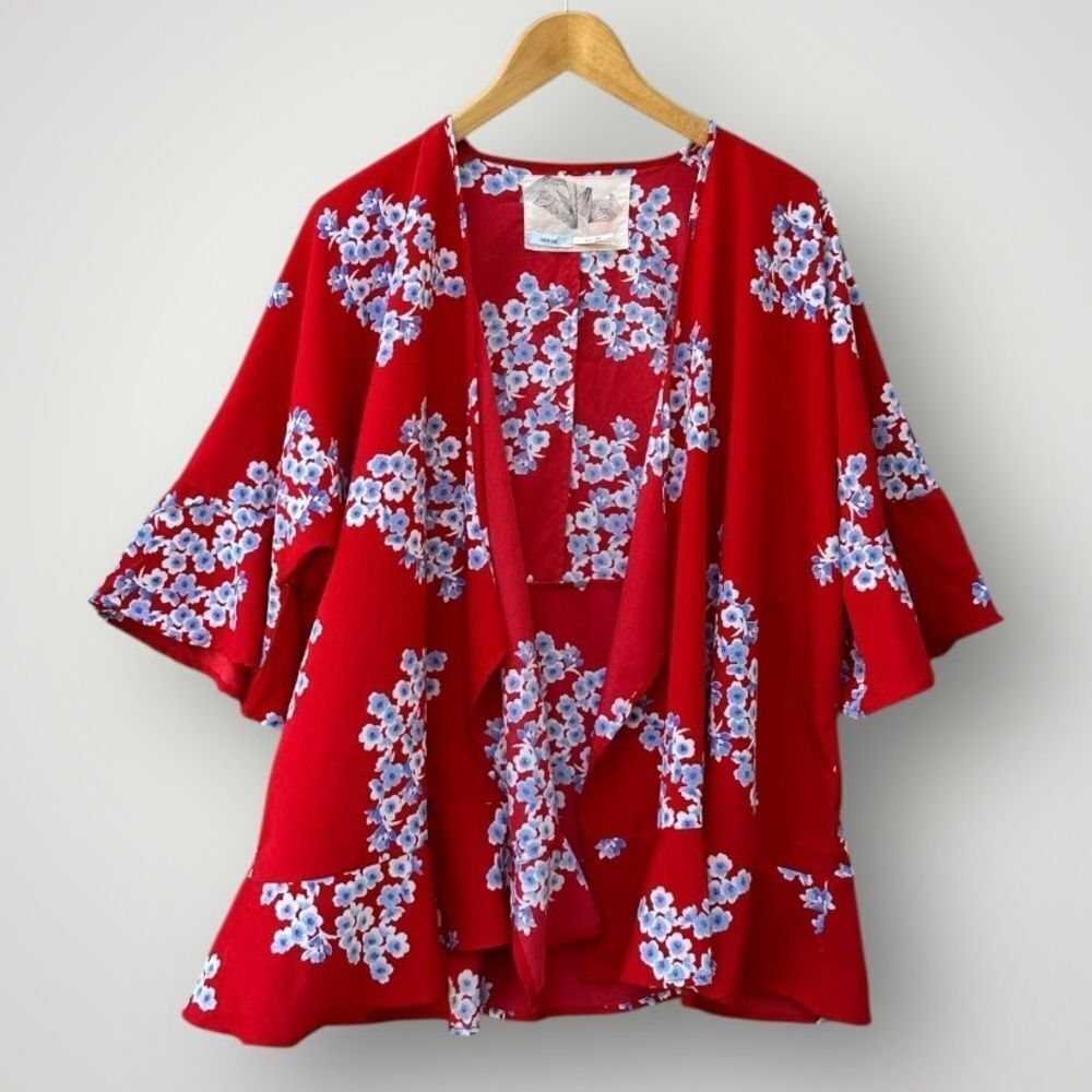 🎉5 for $40🎉 Kimchi Floral Open Top Shirt Blouse Size XS / S Red